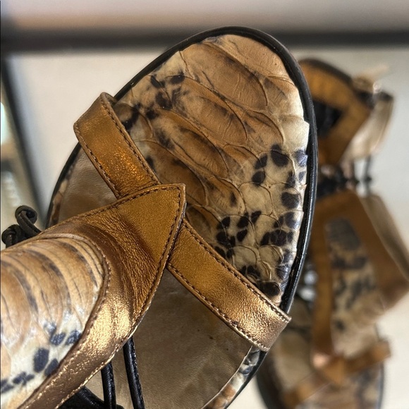 Genuine Snakeskin Strappy Sandals in Gold and Black Made in Italy 37 - Picture 6 of 10